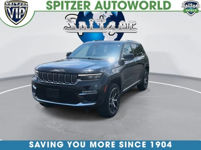 Used 2022 Diamond Black Jeep Summit Reserve image 4