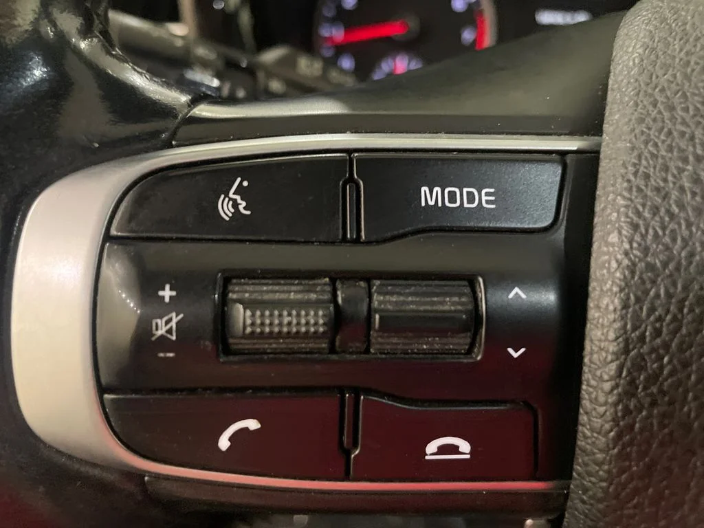 Used 2021 Sapphire Blue Kia GT-Line image 14
