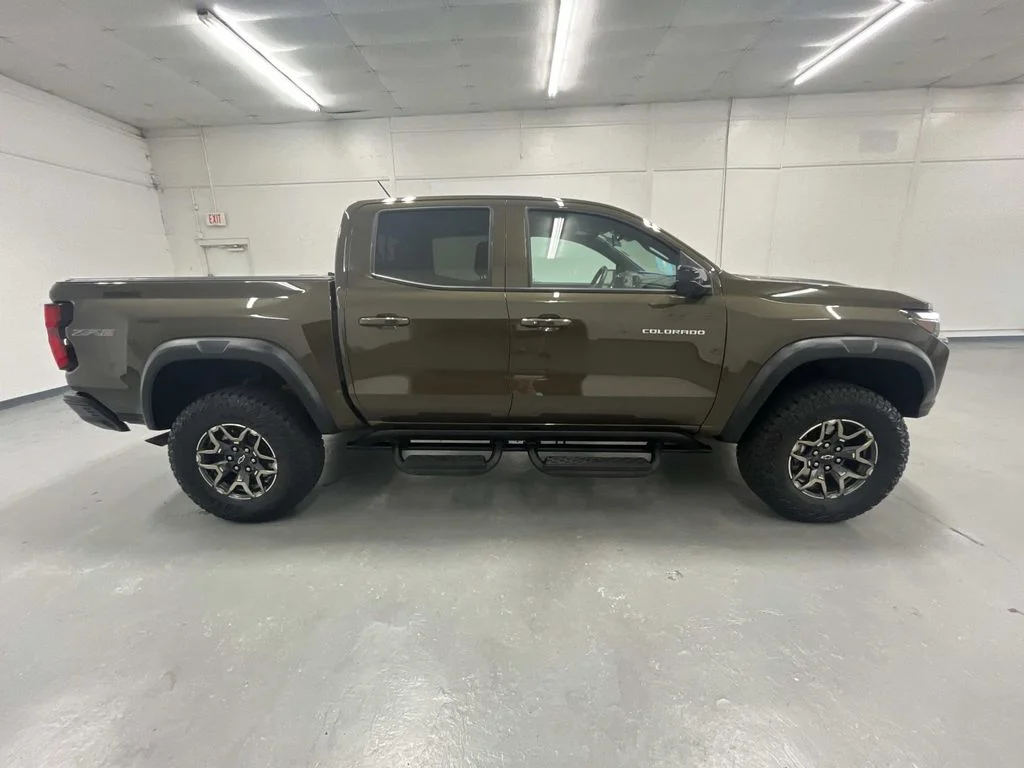 Used 2025 Harvest Bronze Metallic Chevrolet ZR2 image 2