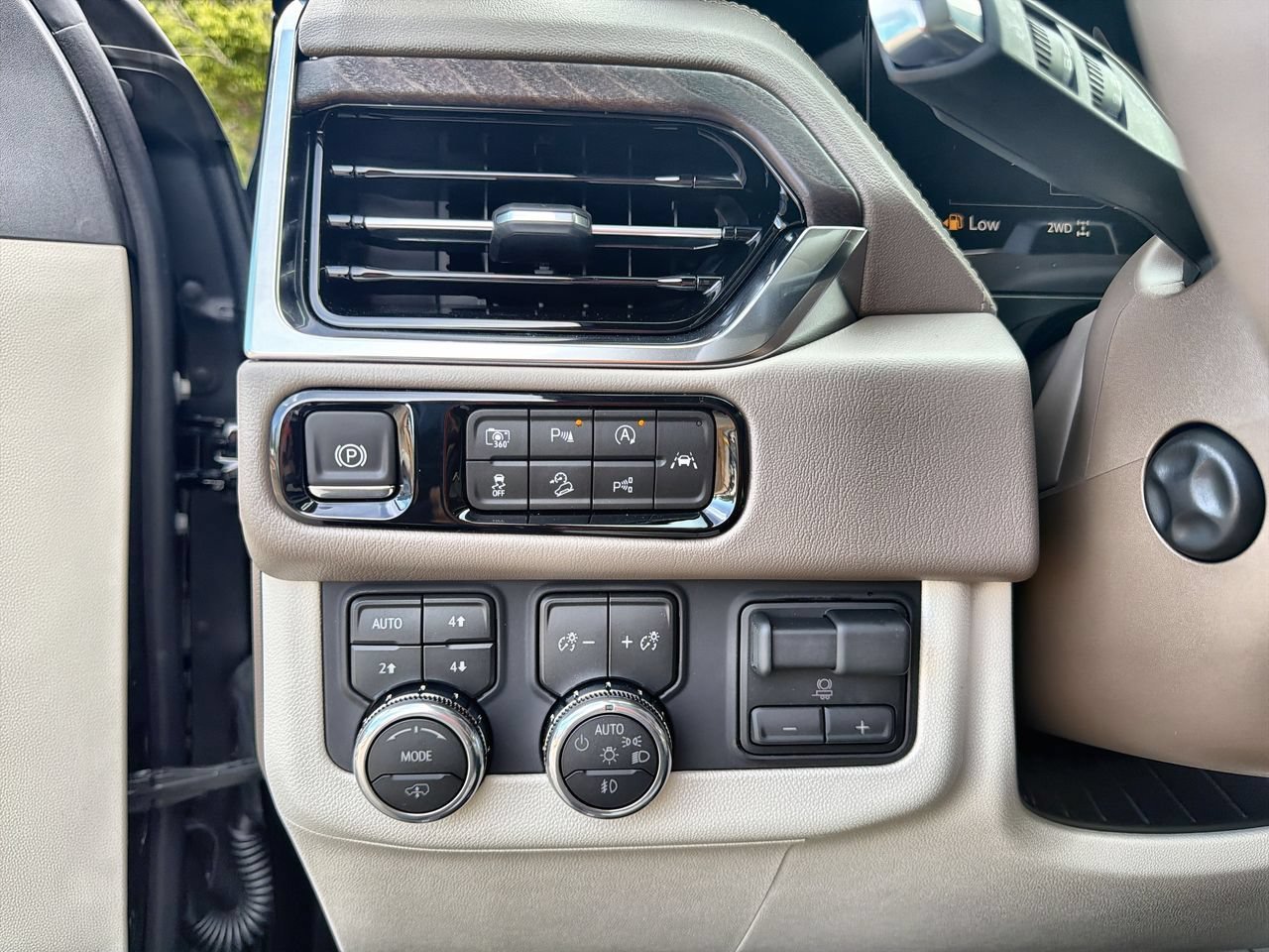 New 2026 Onyx Black GMC Denali image 15
