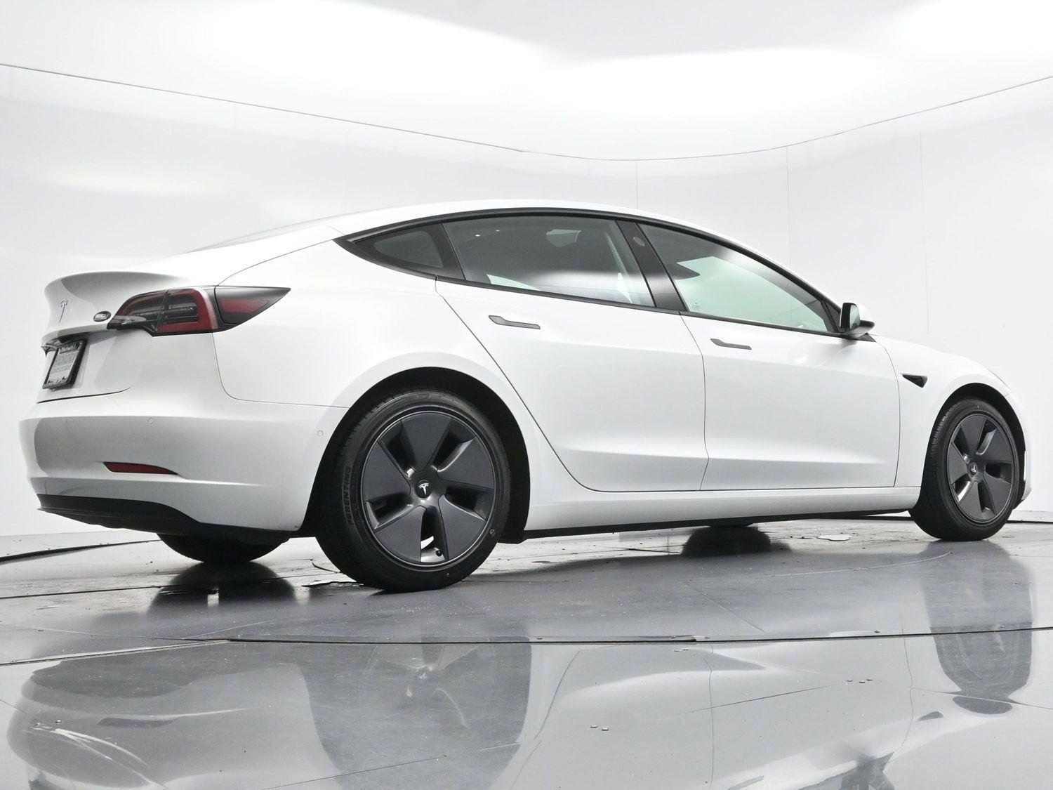 Used 2021 Pearl White Multi-Coat Tesla Standard Range Plus image 49