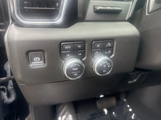 Used 2025 Black GMC Denali image 16