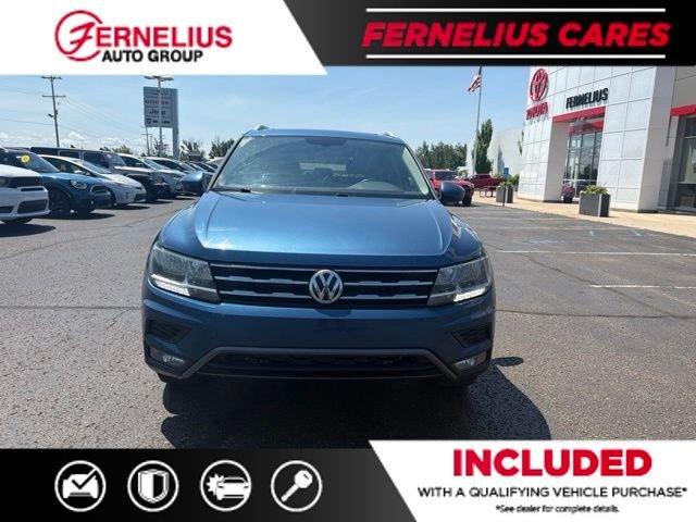 Used 2018 Blue Volkswagen 2.0T SEL image 4