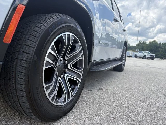 2024 Jeep Wagoneer Series II - Photo 17