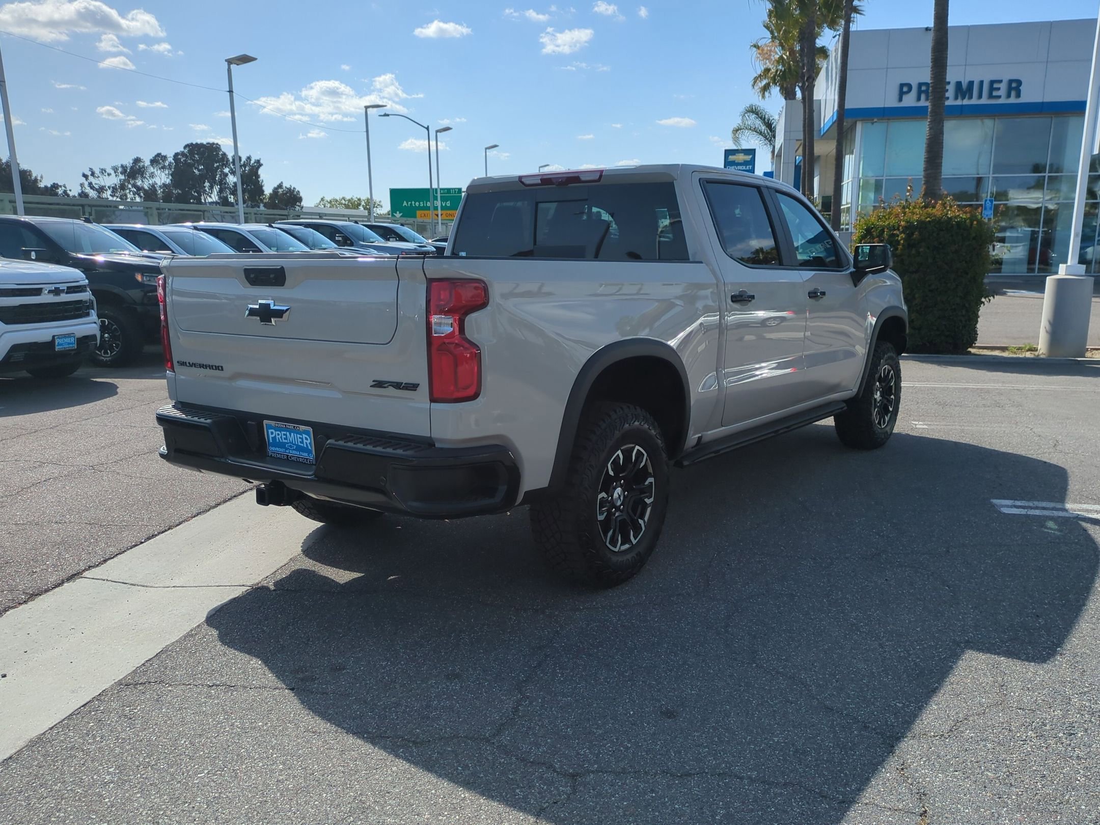 New 2026 White Sands Chevrolet ZR2 image 5