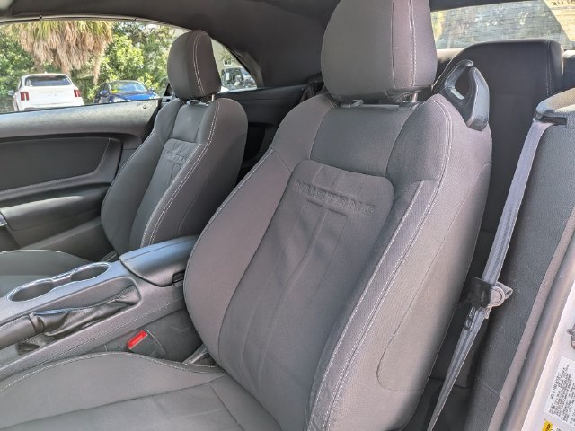 Used 2022 White Ford EcoBoost image 18