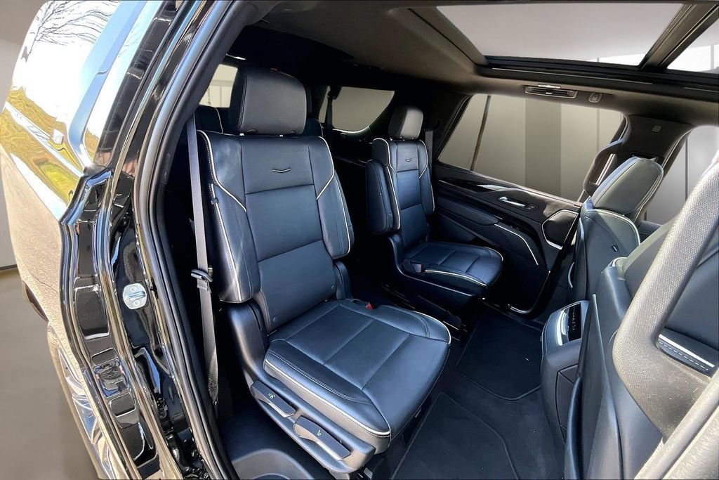 2024 Cadillac Escalade Sport - Photo 29