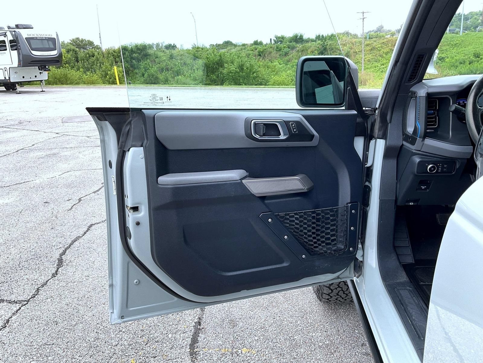 2022 Ford Bronco 4-Door Black Diamond - Photo 9