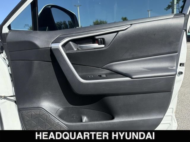 Used 2023 White Toyota XLE image 23