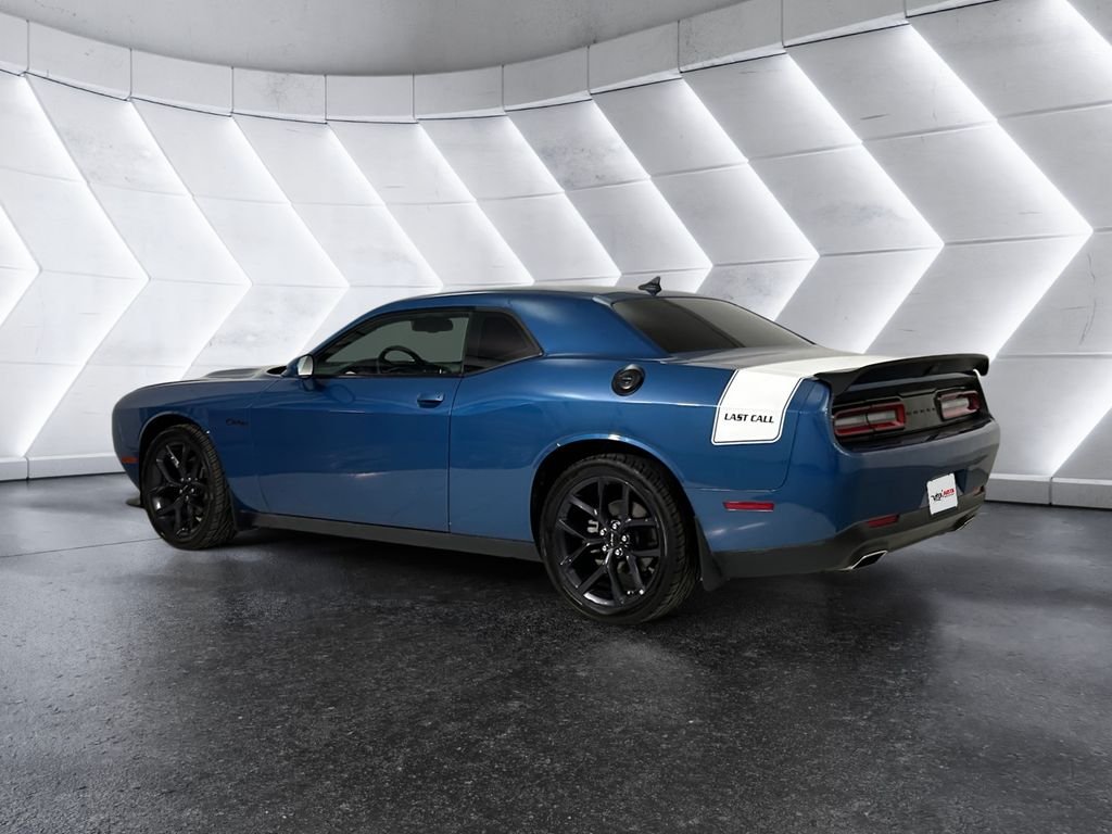 Used 2023 Blue Dodge SXT image 6