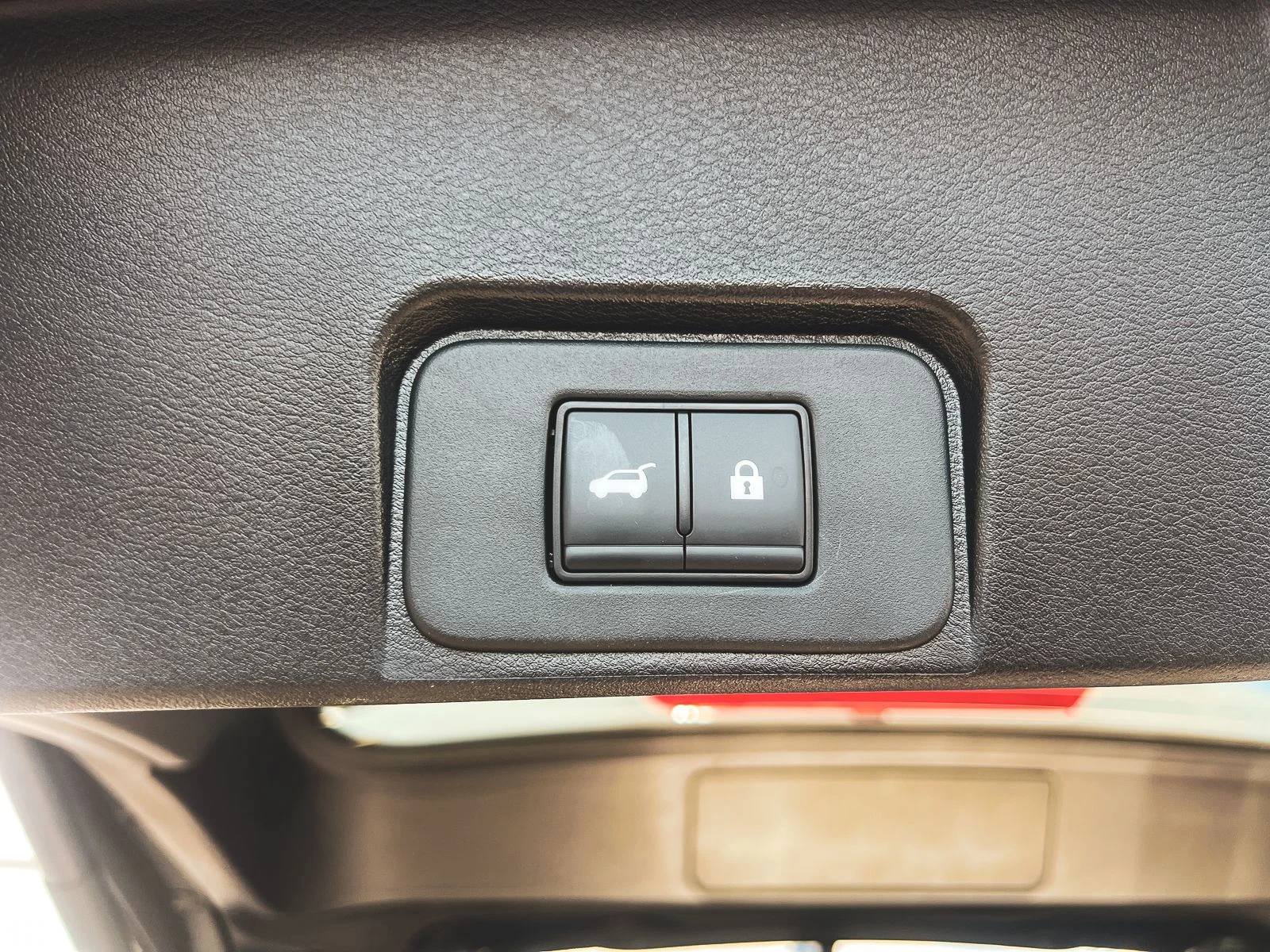 New 2026 Boulder Gray Pearl Nissan SV image 25