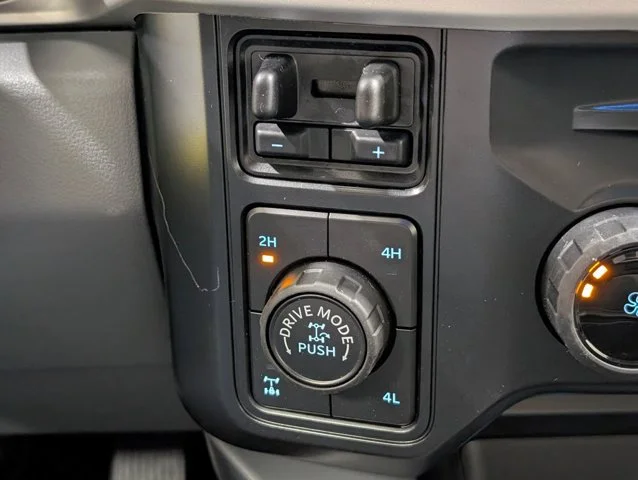 New 2026 Oxford White Ford F-250® XLT image 42