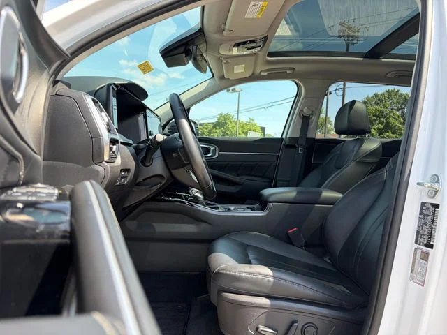 Certified Used 2023 White Kia SX image 17