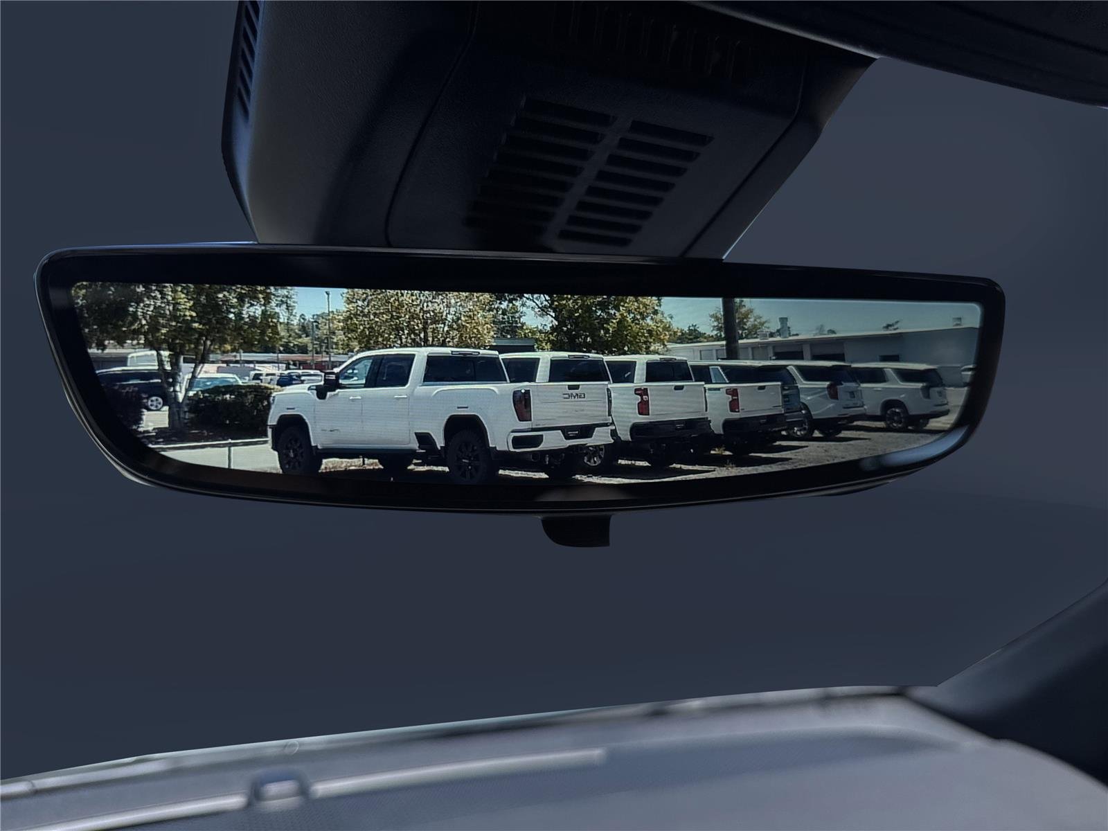 New 2026 Summit White Chevrolet LT image 29