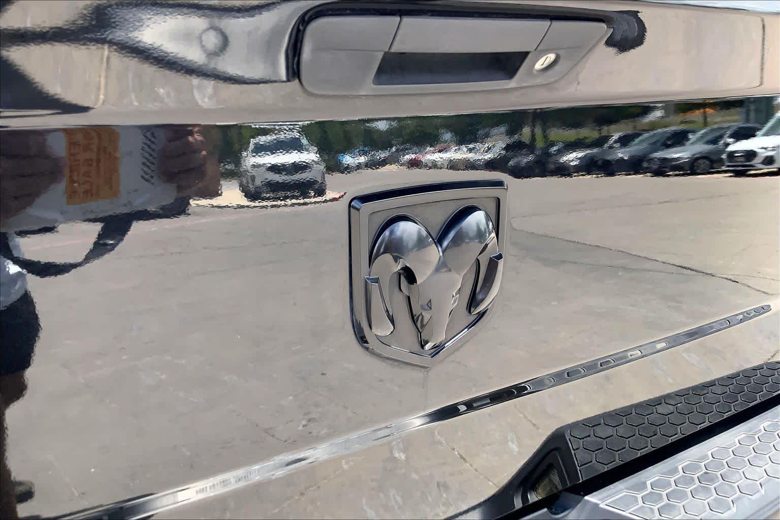 Used 2017 Brilliant Black Crystal Pearlcoat Ram Express image 25