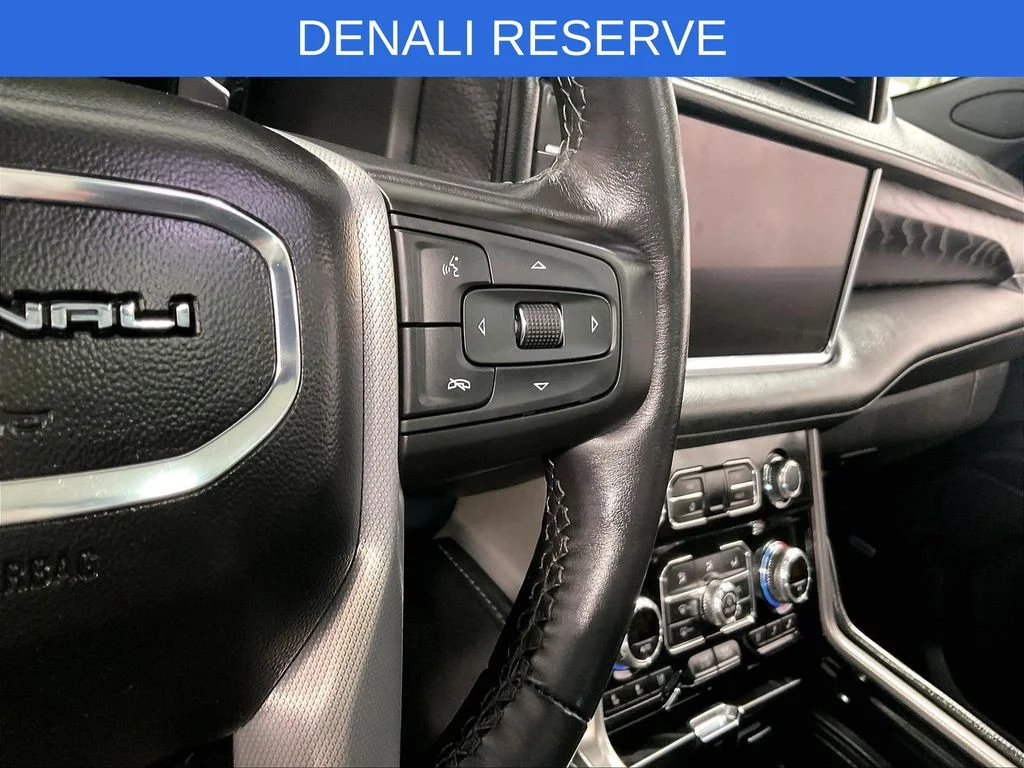 Used 2024 White GMC Denali image 25