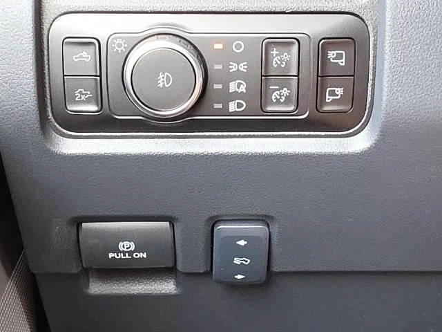 New 2026 Agate Black Metallic Ford F-250® Lariat® image 43
