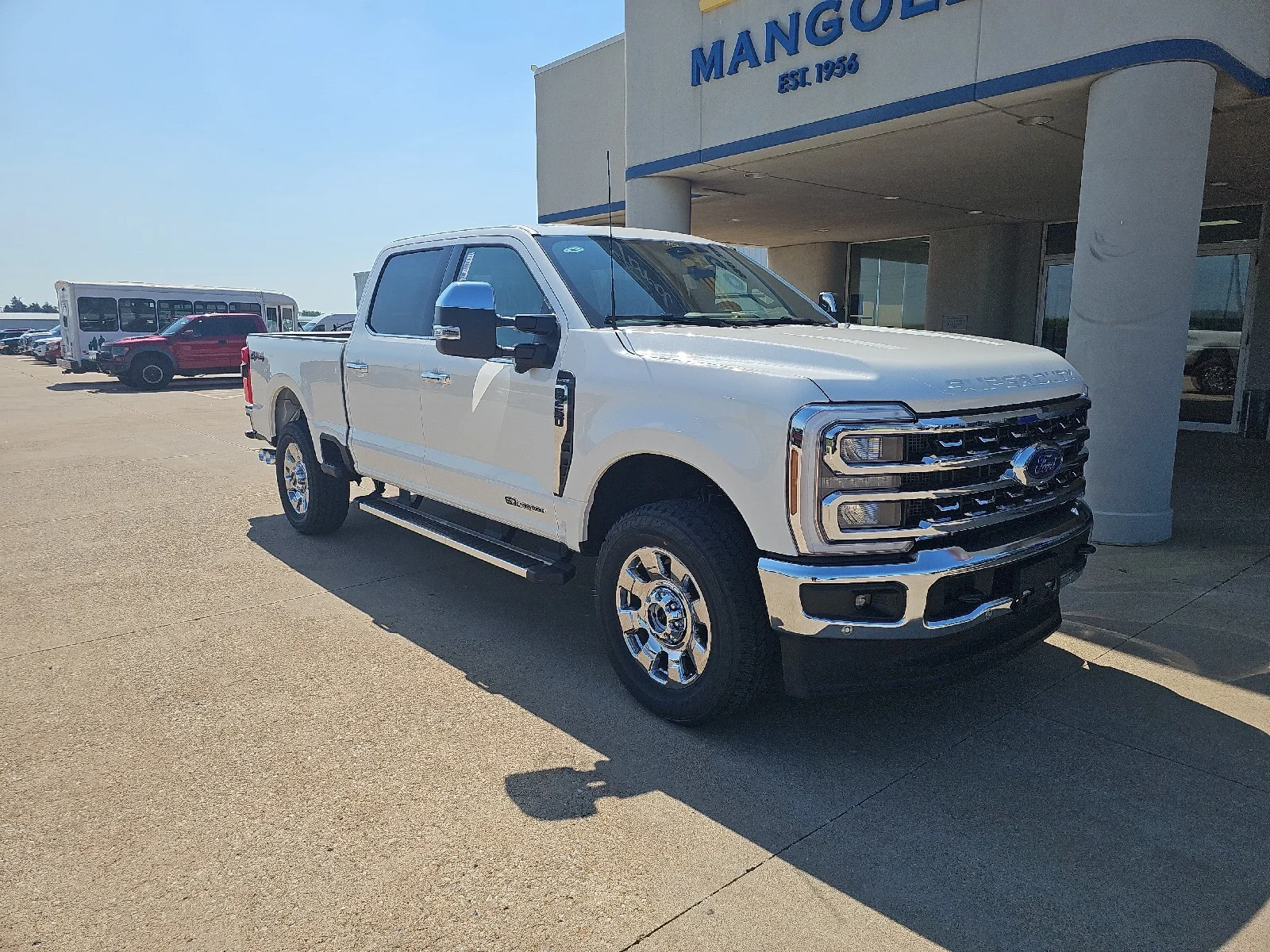 New 2026 Star White Metallic Tri-Coat Ford F-250® Lariat® image 2