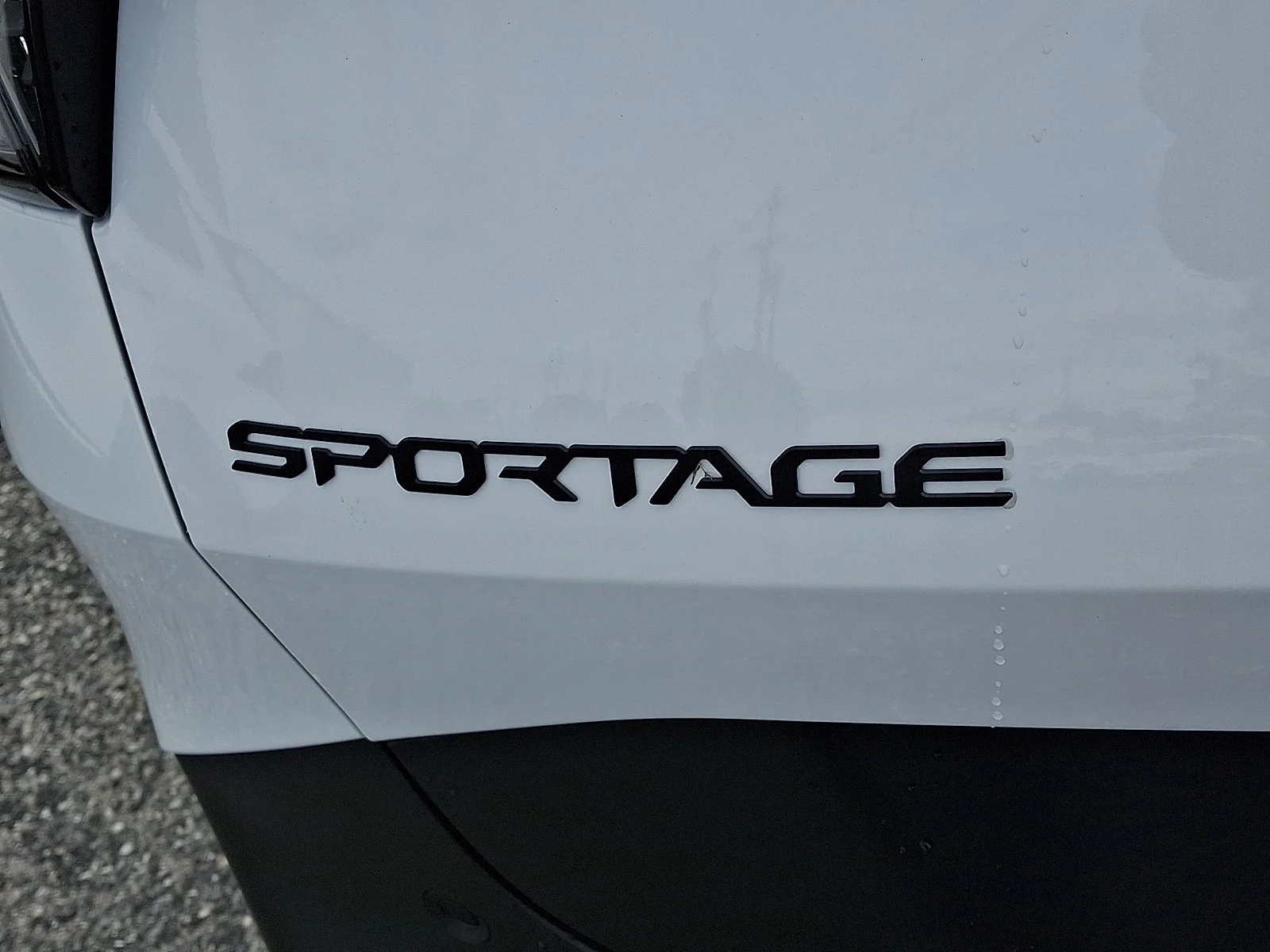 New 2027 White Kia X-Line image 23