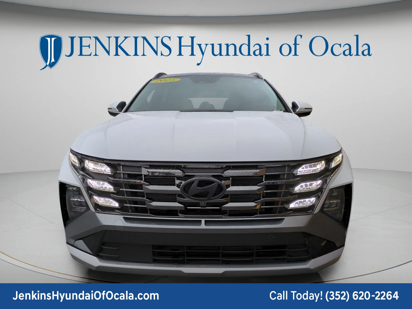 Used 2025 Serenity White Pearl Hyundai Limited image 8