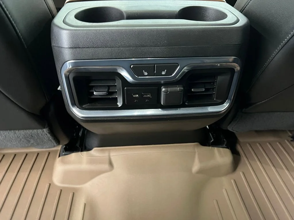 Used 2022 Northsky Blue Metallic Chevrolet High Country image 26