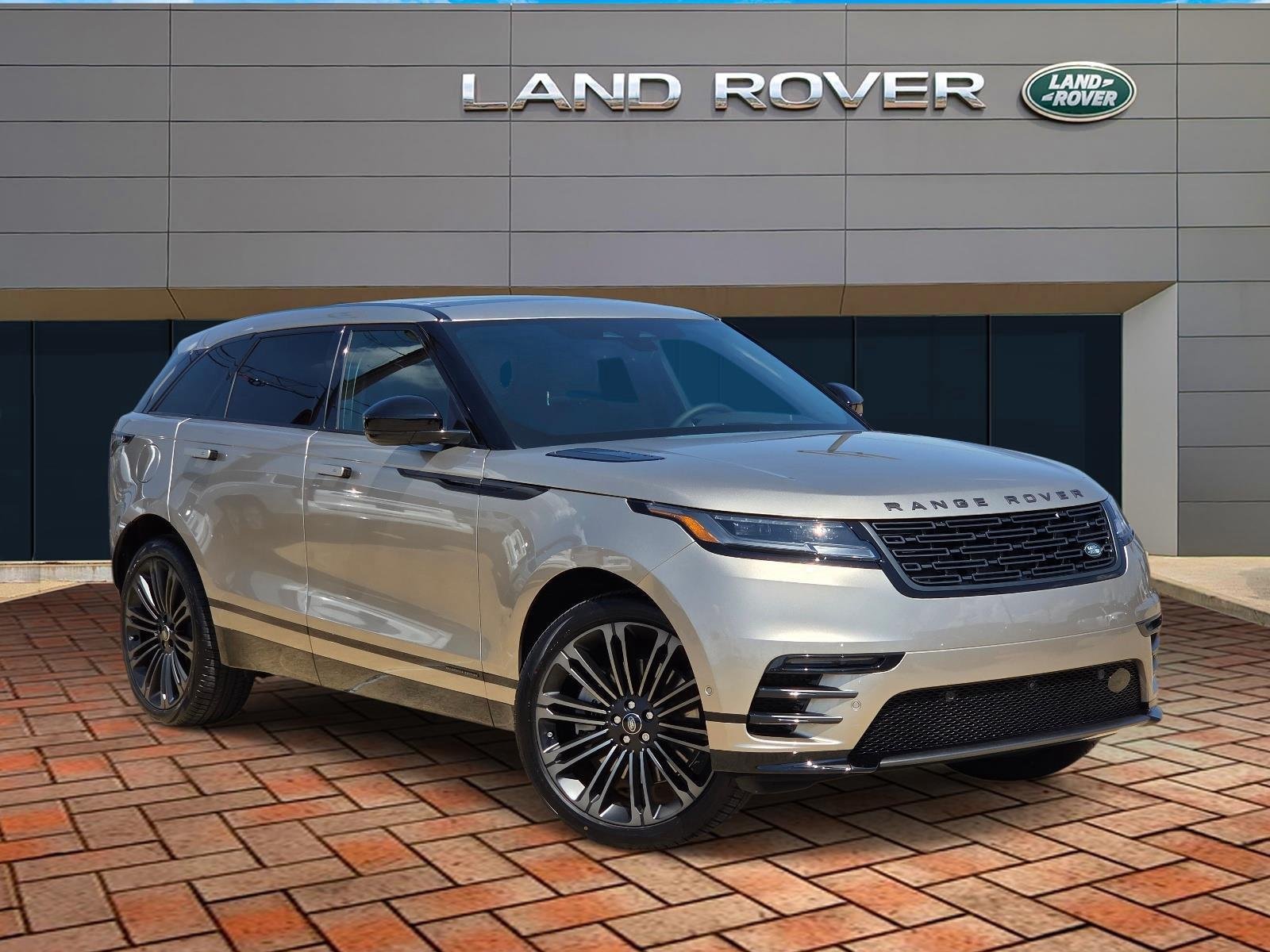 2026 Land Rover Range Rover Velar Belgravia Edition