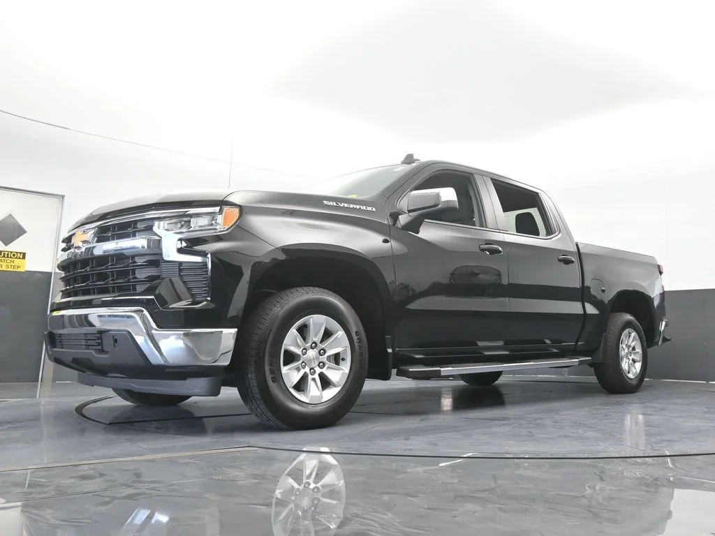 Used 2024 Black Chevrolet LT image 51