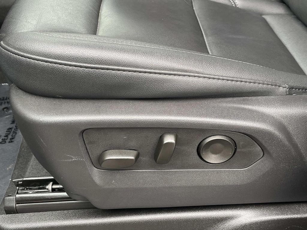 2025 Chevrolet Tahoe LT - Photo 21