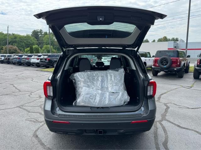 New 2026 Carbonized Gray Metallic Ford Active image 5