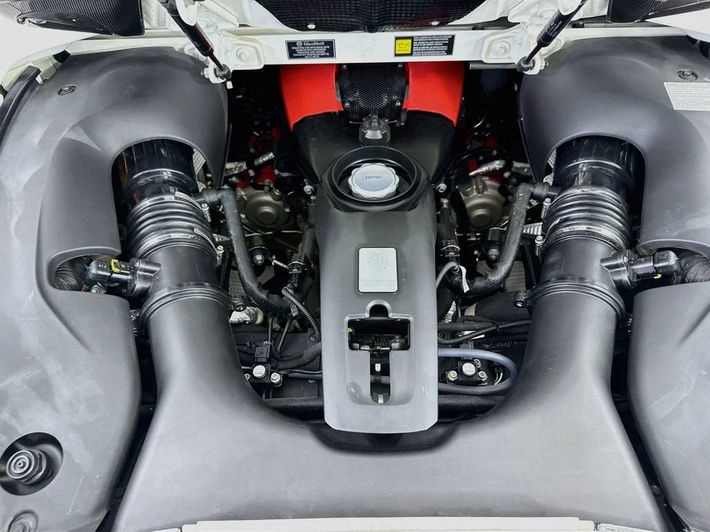 Used 2021 Bianco Italia Ferrari  image 32