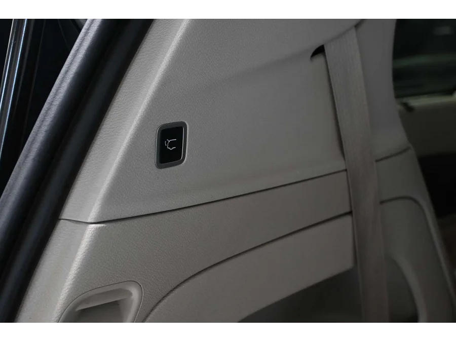 Used 2022 GRAY Chrysler Touring L Mobility Handicap Van image 25