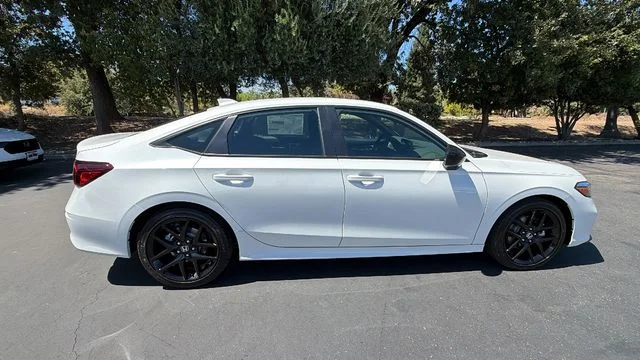 New 2026 Platinum White Pearl Honda 2WD Sport Hybrid image 3