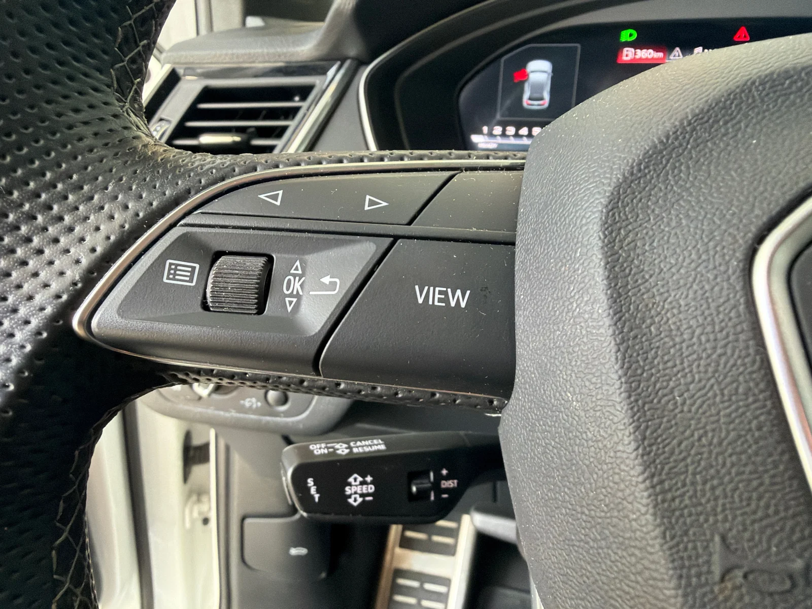 Used 2022 White Audi SQ5 Technik image 16