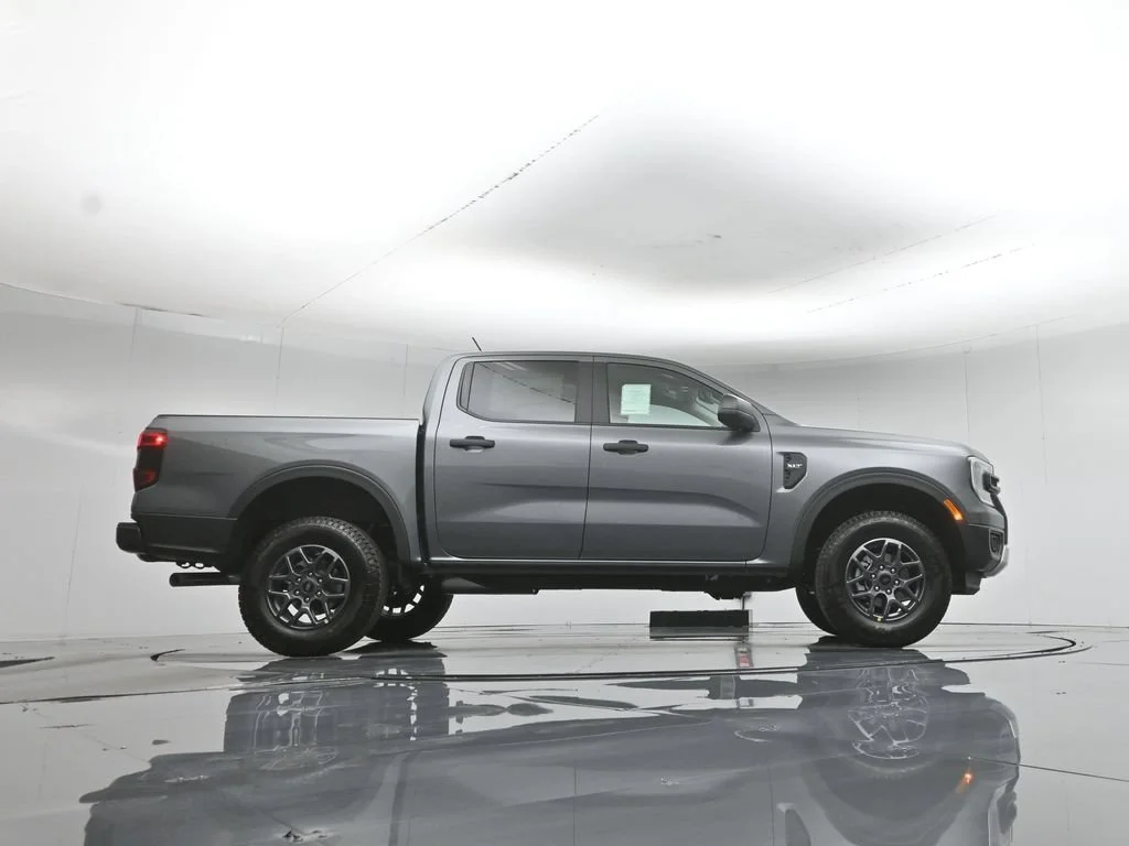 New 2026 Carbonized Gray Metallic Ford XLT image 44