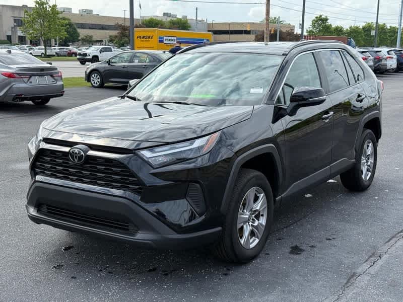 Used 2025 Midnight Black Metallic Toyota XLE image 8