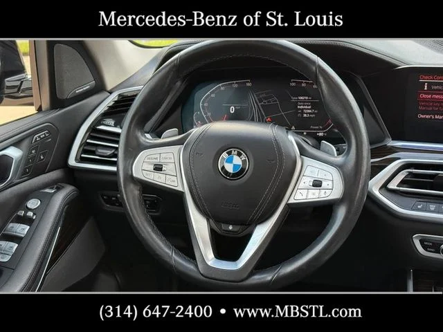 Used 2021 Black BMW xDrive40i image 14