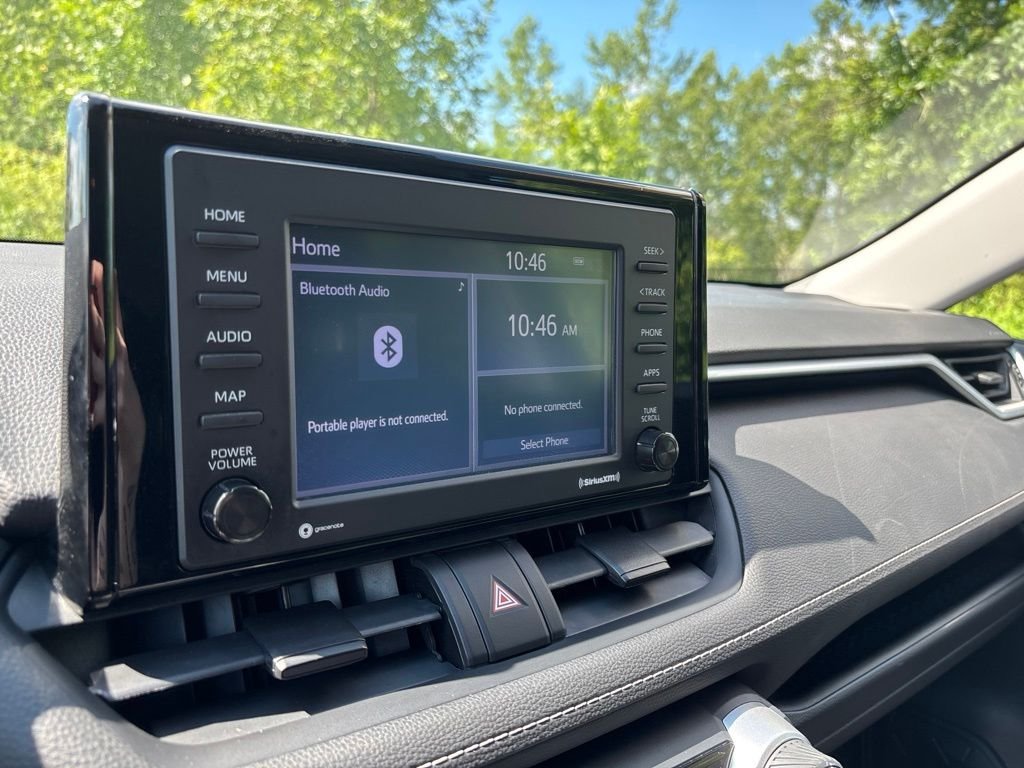 Used 2020 Black Toyota XLE image 23