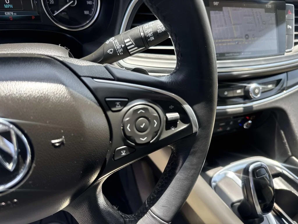 Used 2019 White Buick Essence image 24