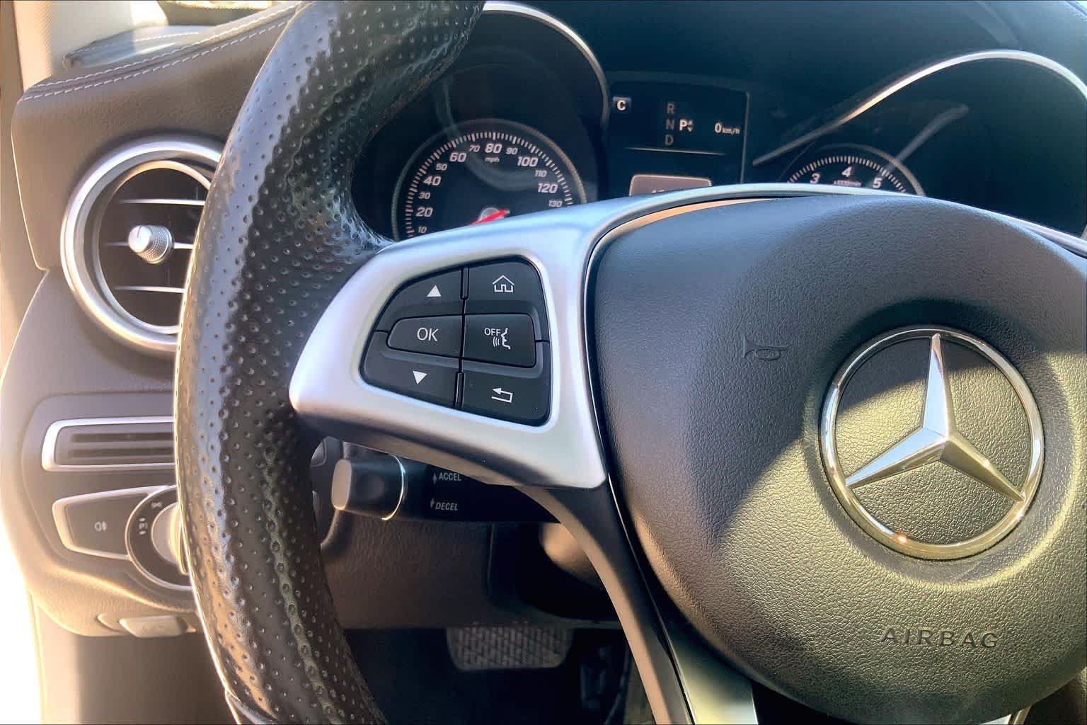 Used 2016 Polar White Mercedes-Benz C 300 Luxury image 24