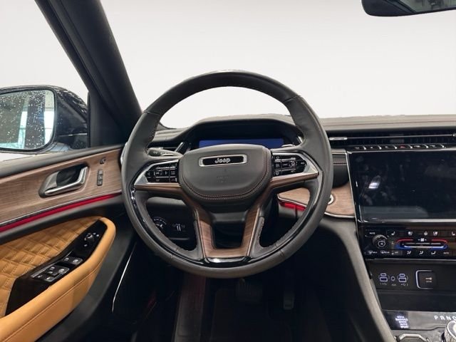 Used 2024 White Jeep Summit image 14