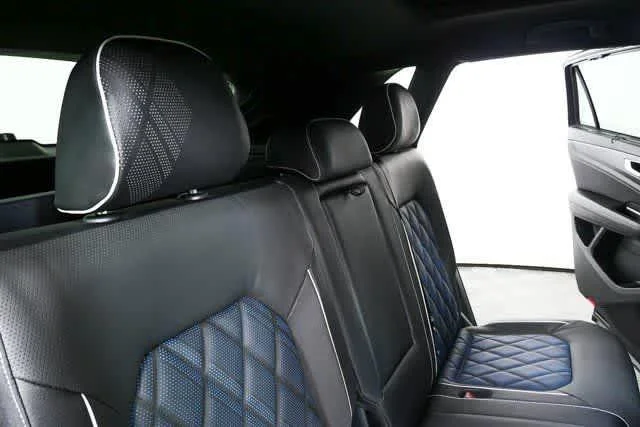 2026 Volkswagen Atlas Cross Sport SEL Premium R-LINE - Photo 25