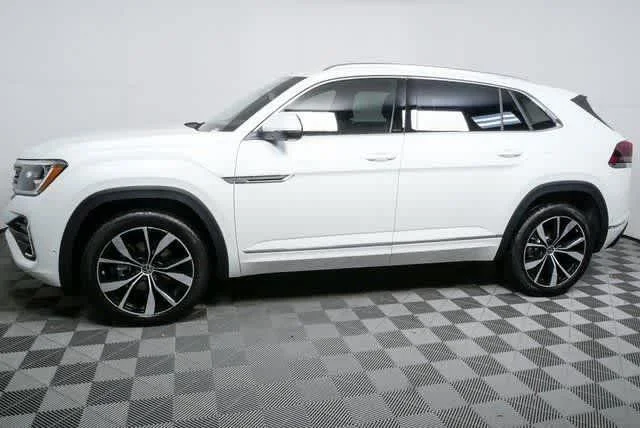 New 2026 Opal White Pearl Volkswagen 2.0T SEL Premium R-Line image 26