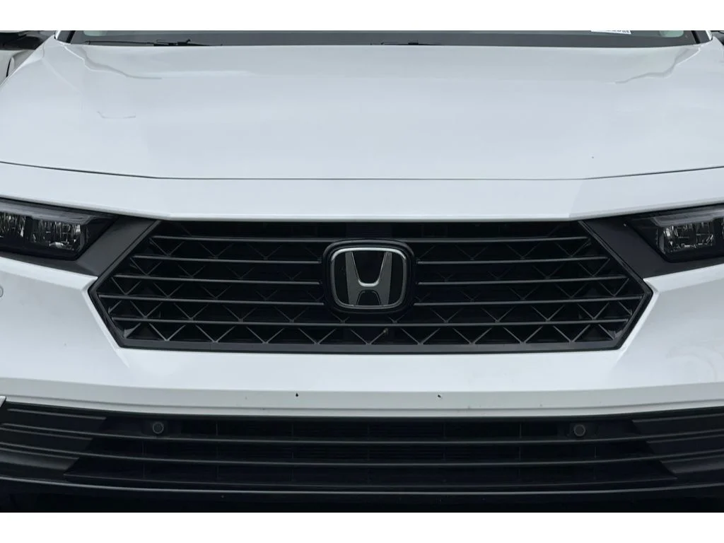 Used 2025 Platinum White Pearl Honda EX-L image 43
