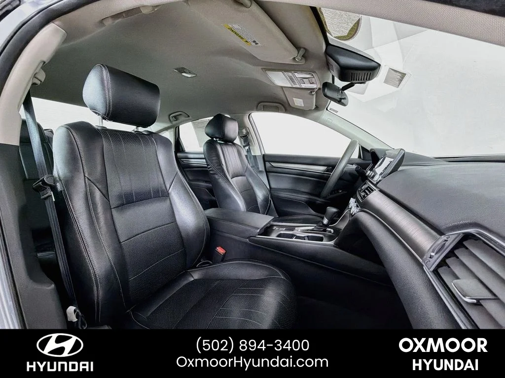 Used 2020 Lunar Silver Metallic Honda LX image 25