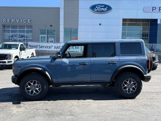 New 2025 Azure Gray Metallic Tri-Coat Ford Badlands® image 42