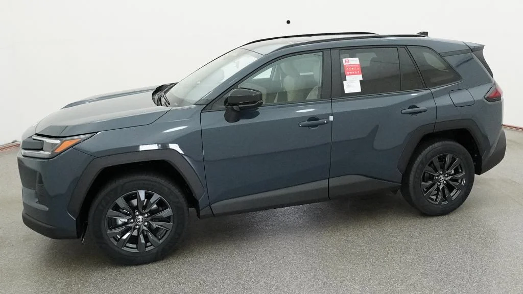 New 2026 Storm Cloud Toyota XLE Premium image 20