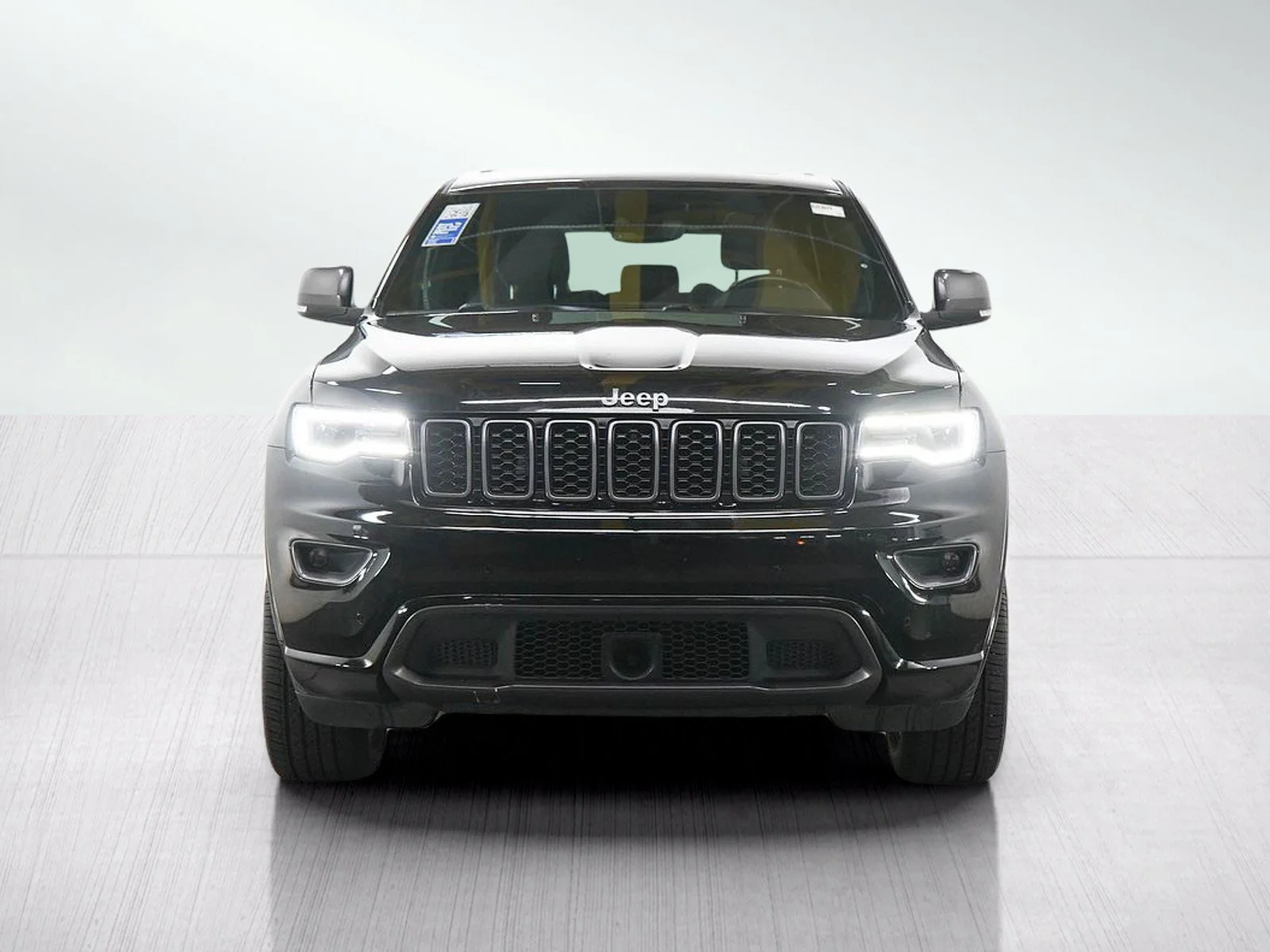 Used 2021 Diamond Black Crystal Pearlcoat Jeep Limited image 8