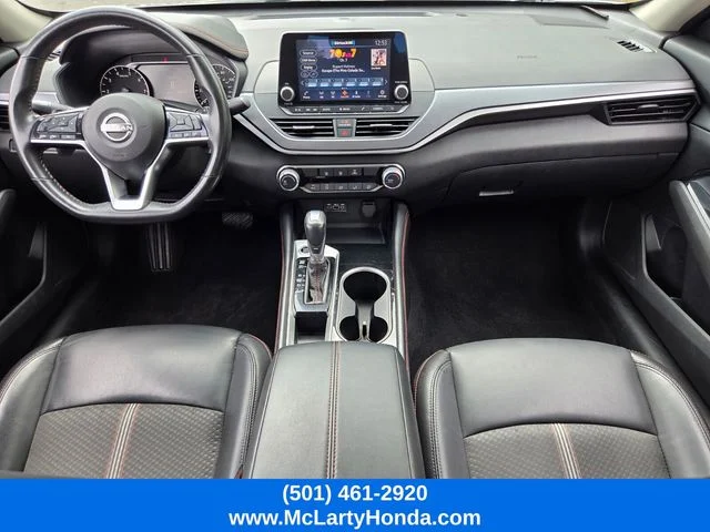 Used 2024 Silver Nissan 2.5 SR image 13