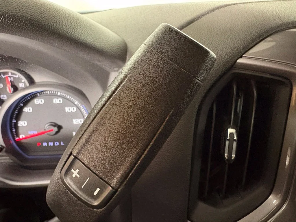 Used 2024 Summit White Chevrolet Custom image 31