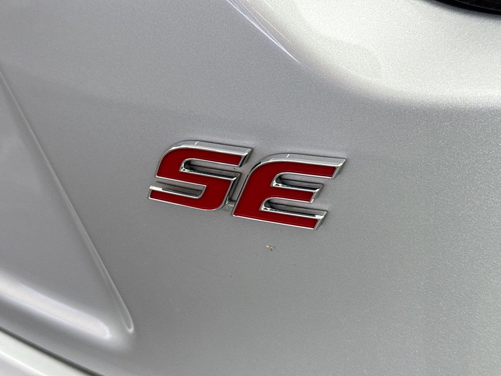 Certified Used 2022 Classic Silver Metallic Toyota SE image 13